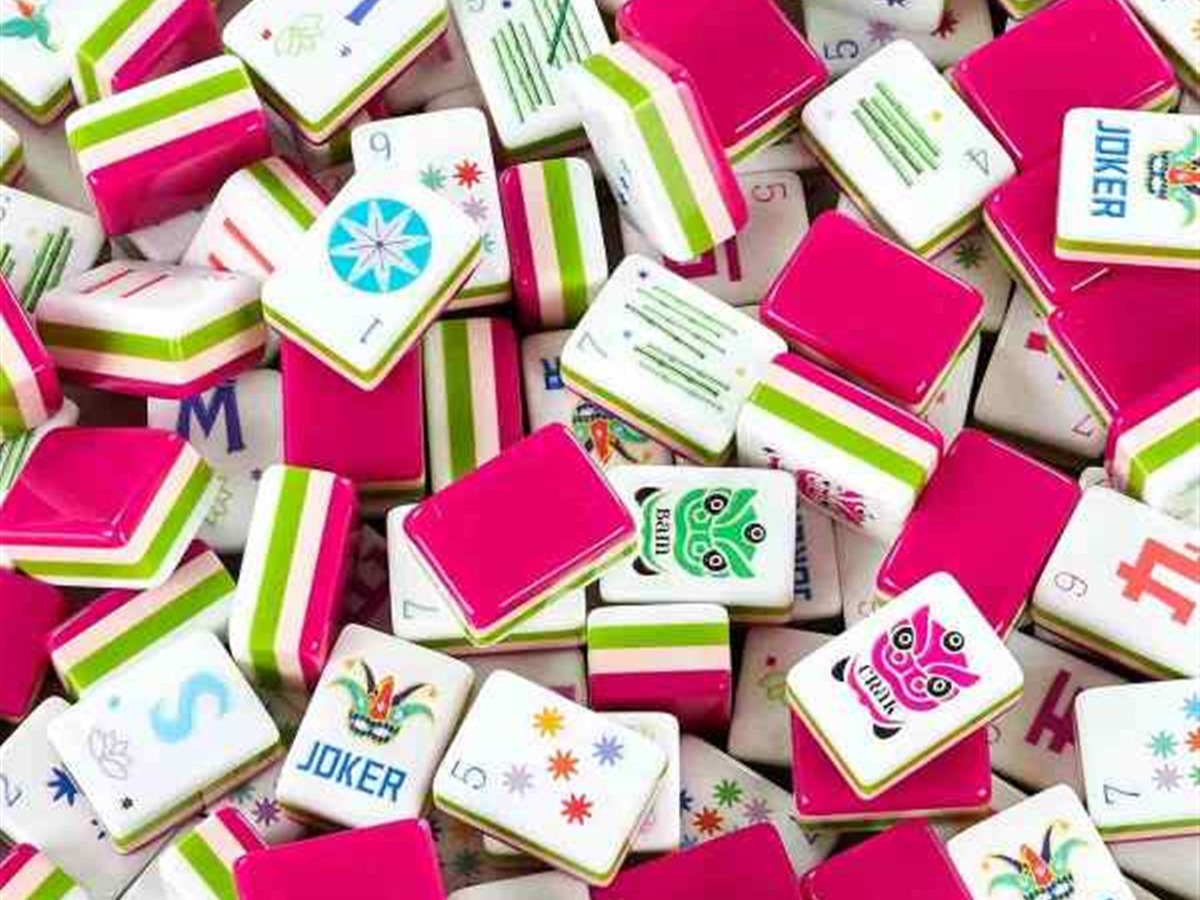 Carnival color American Mahjong set