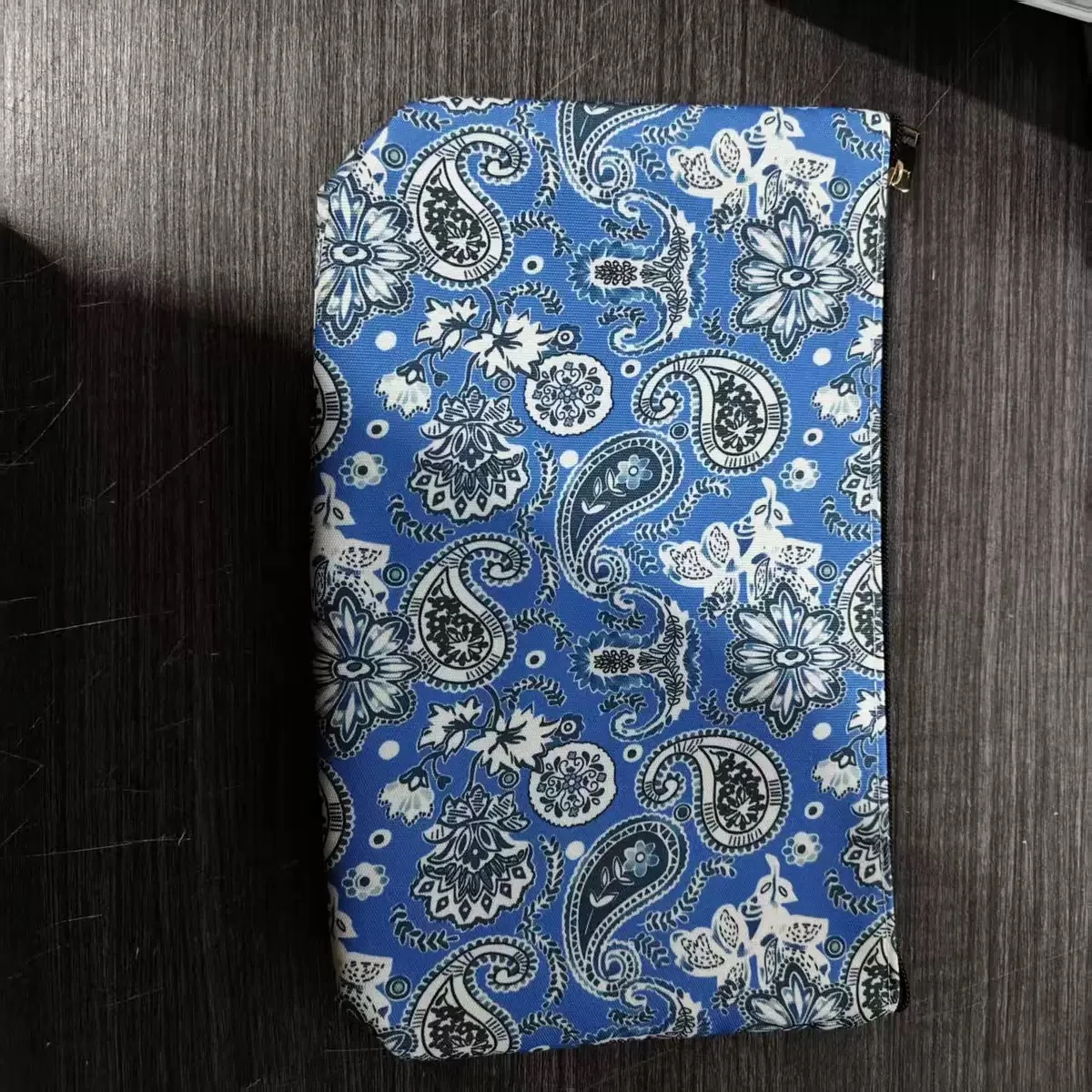 Blue paisley zip storage bag for a Mahjong collection
