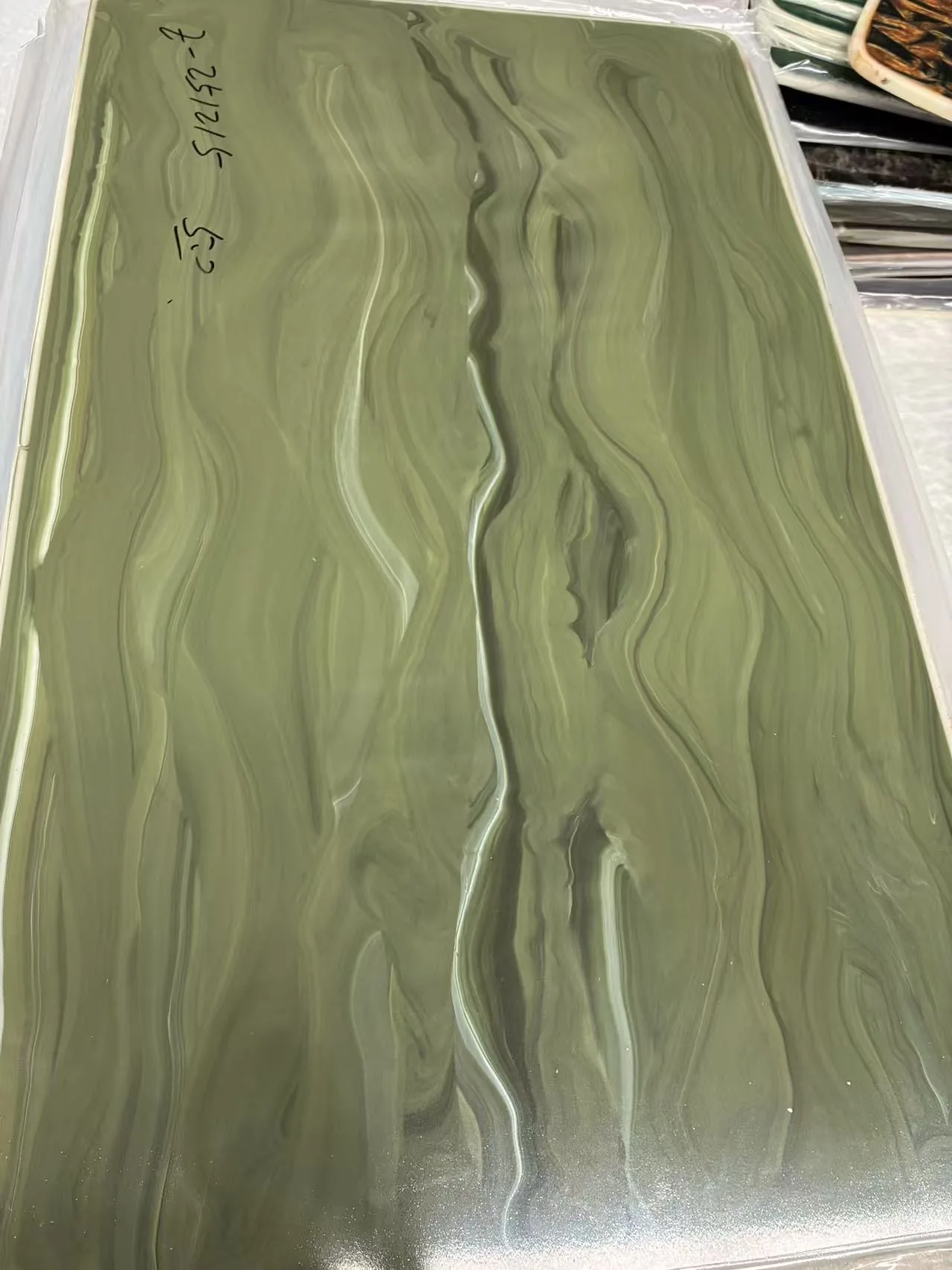 Green jade-look marble acrylic sheet