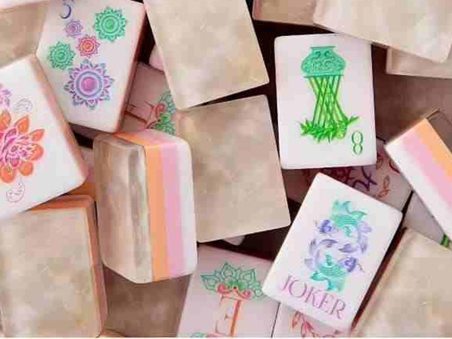 Private Label Mahjong Gift Set detail view 3